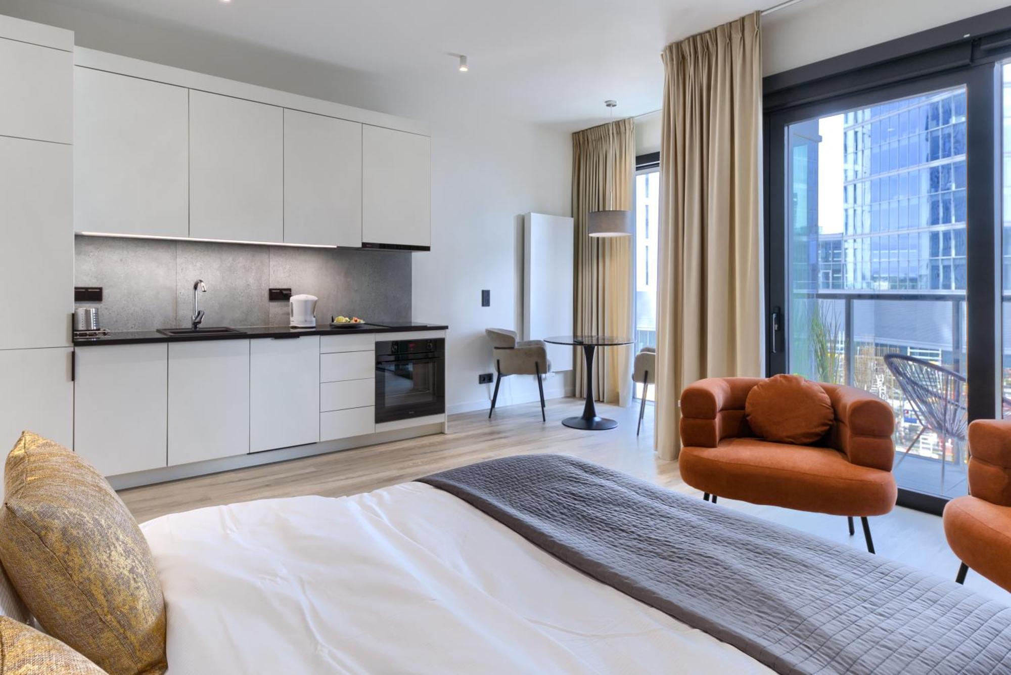 Towarowa Towers Apartment Warsaw
